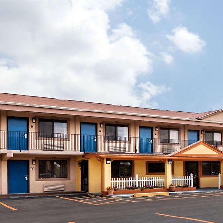 Red Carpet Inn Elkton Εξωτερικό φωτογραφία