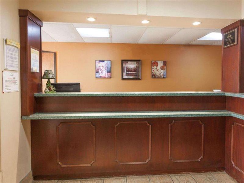 Red Carpet Inn Elkton Εξωτερικό φωτογραφία
